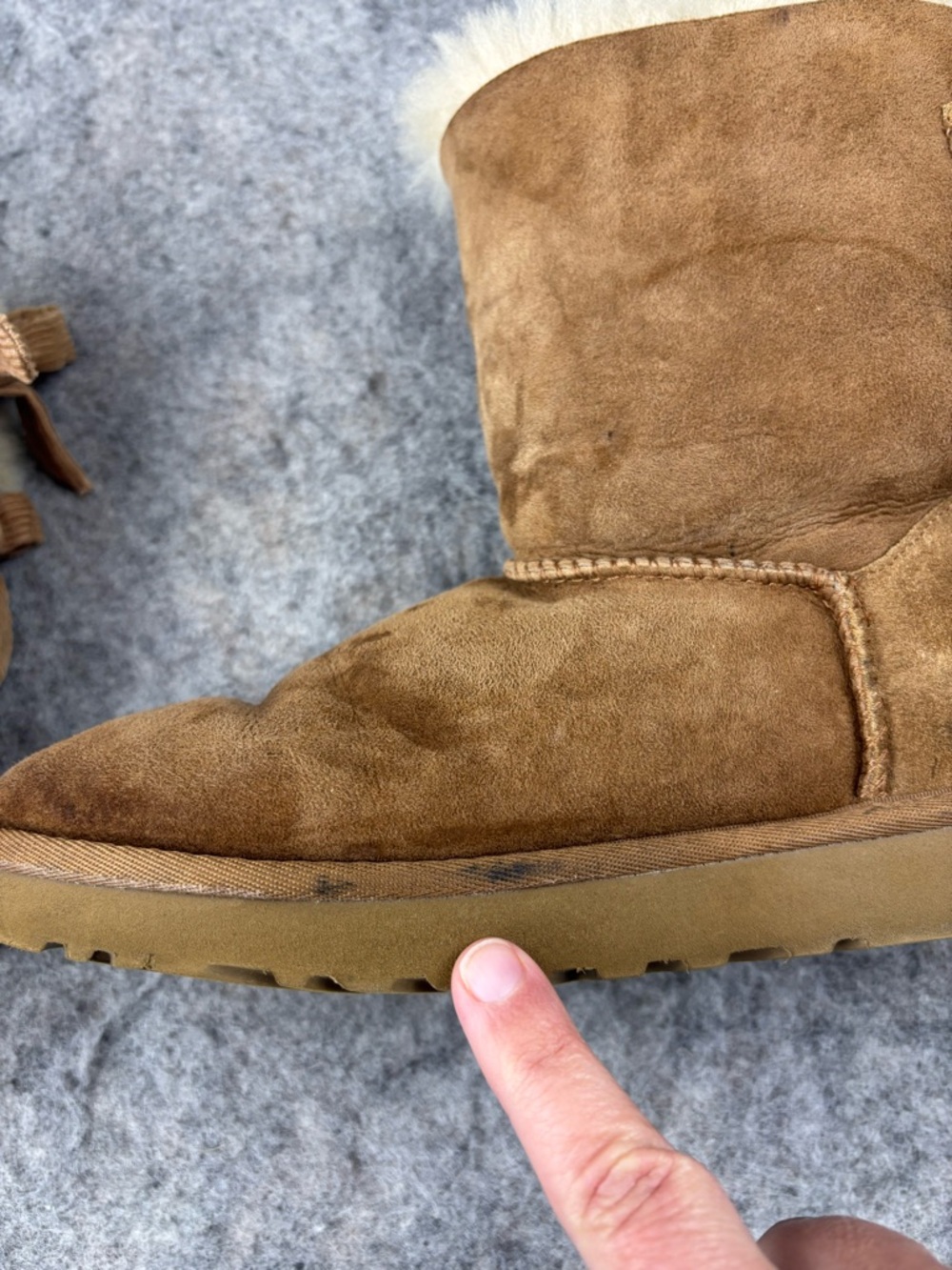 Ugg‎ Australia | Bailey Bow Corduroy Boots | Women’s Size 7 - Picture 6 of 8
